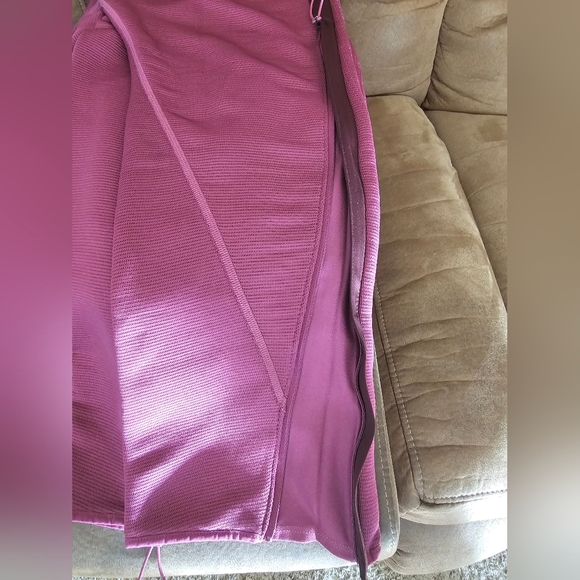 Nike Women's Maroon/Purple ThermaFit ADV Track Joggers Size M - Picture 5 of 9